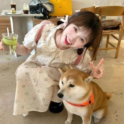 红衣少女
